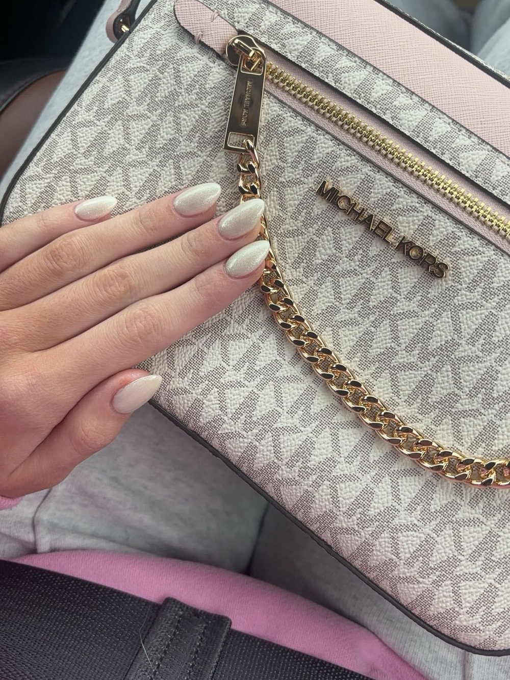 Michael Kors Purse in pink